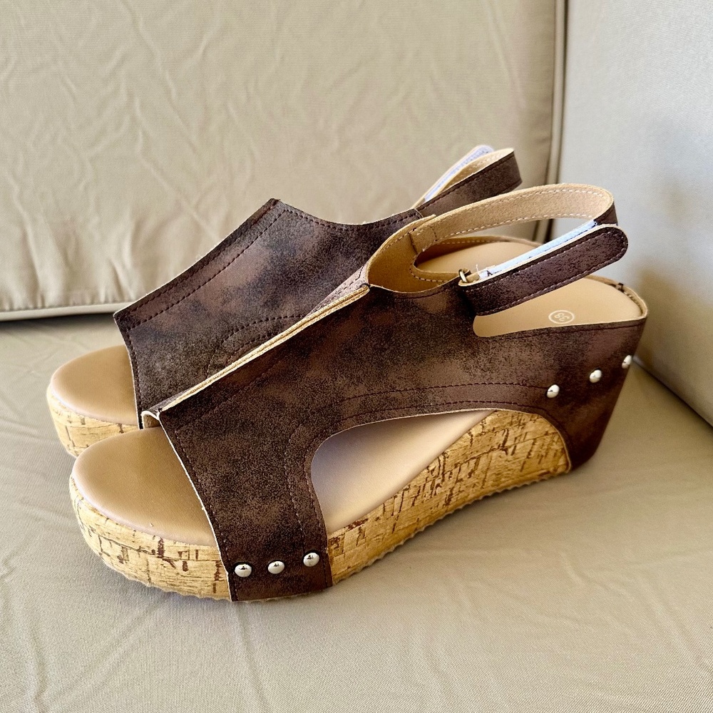 BBPM Platform Cork Wedge Beach Sandals, Size 7.5, NWOT - Picture 4 of 10